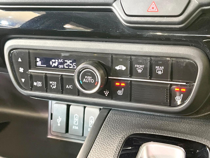 2021 Honda N-BOX CUSTOM 6BA-JF3 (UW-69f2a48e2a65e)[29]