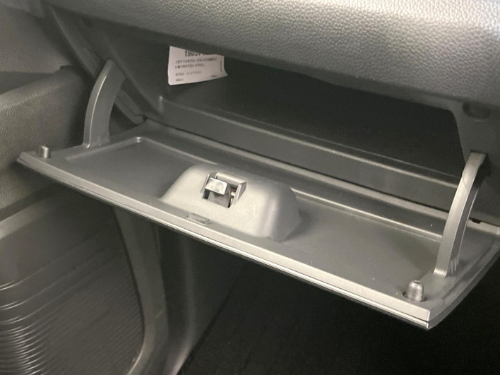 2021 Honda N-BOX CUSTOM 6BA-JF3 (UW-69f2a48e2a65e)[24]