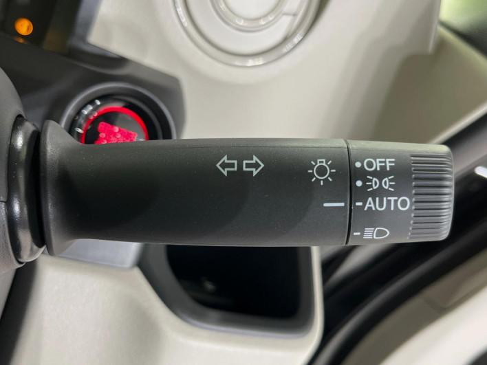 2025 Honda N-BOX 6BA-JF5 (UW-69f2a4928c92e)[24]