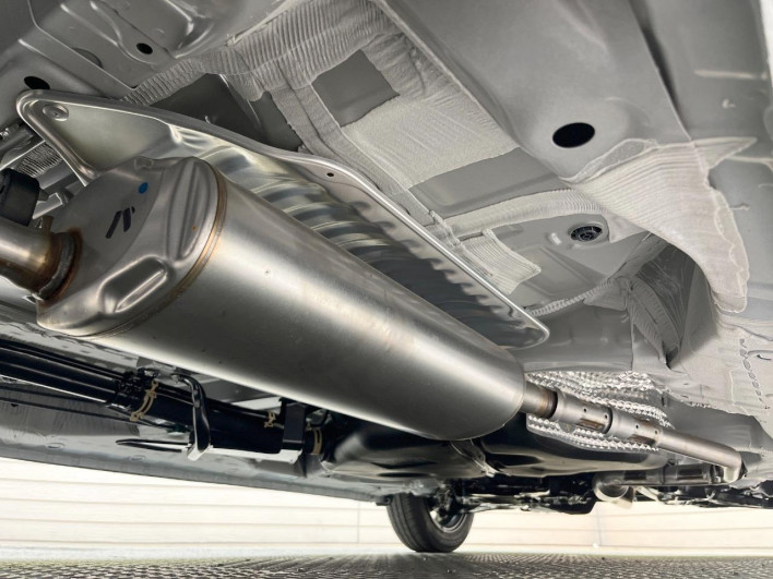 2025 Honda N-BOX CUSTOM 6BA-JF5 (UW-69f2a492bd9ec)[24]