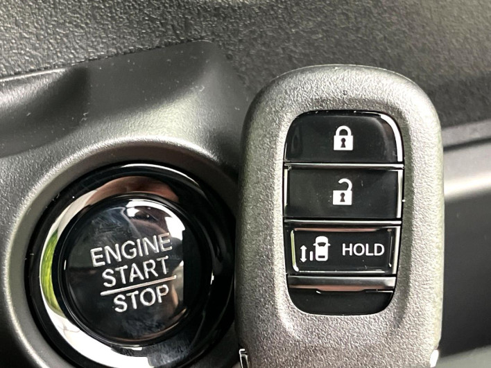 2026 Honda N-BOX CUSTOM 6BA-JF5 (UW-69f2a494de75e)[9]