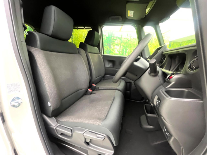 2026 Honda N-BOX CUSTOM 6BA-JF5 (UW-69f2a494de75e)[22]