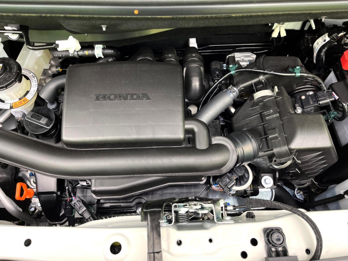 2026 Honda N-BOX CUSTOM 6BA-JF5 (UW-69f2a494de75e)[4]