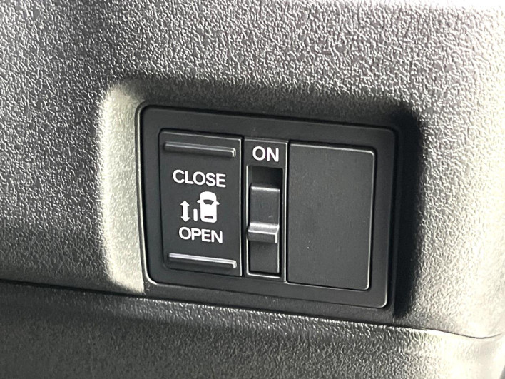 2026 Honda N-BOX CUSTOM 6BA-JF5 (UW-69f2a494de75e)[7]