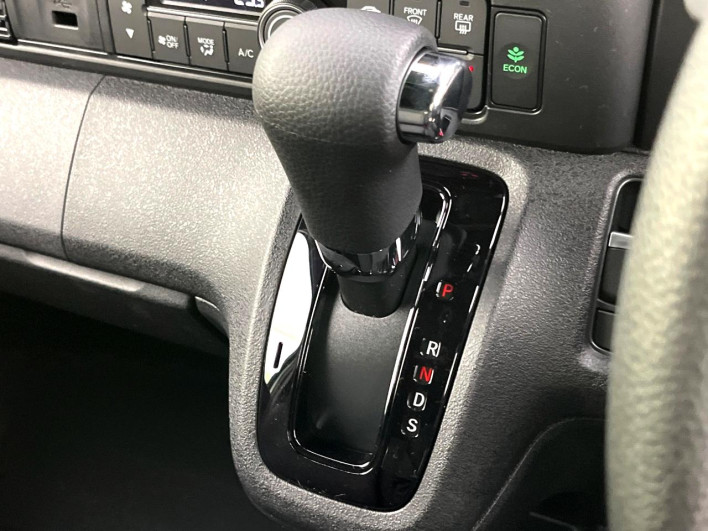 2026 Honda N-BOX CUSTOM 6BA-JF5 (UW-69f2a494de75e)[17]