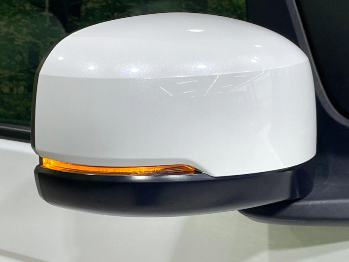 2024 Honda N-BOX CUSTOM 6BA-JF5 (UW-69f2a496251c7)[13]