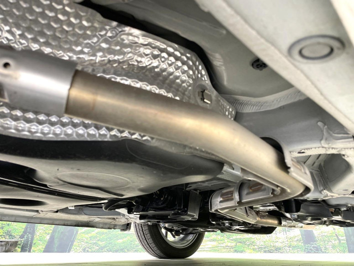 2024 Honda N-BOX CUSTOM 6BA-JF5 (UW-69f2a496251c7)[24]