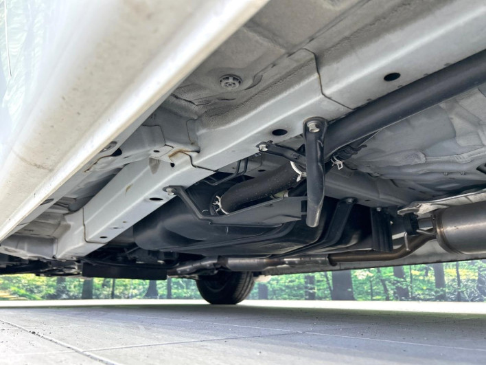 2015 Honda N-ONE DBA-JG1 (UW-69f2a498346a1)[17]