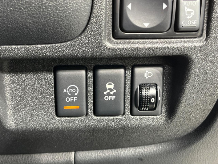2018 Nissan March DBA-K13 (UW-69f2a49ea26fb)[7]