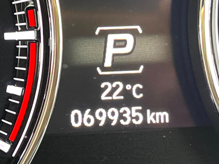 2015 Honda Legend DAA-KC2 (UW-69f2a49eba4c2)[2]