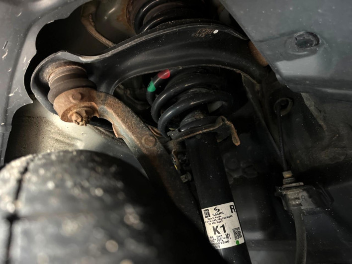 2015 Honda Legend DAA-KC2 (UW-69f2a49eba4c2)[5]