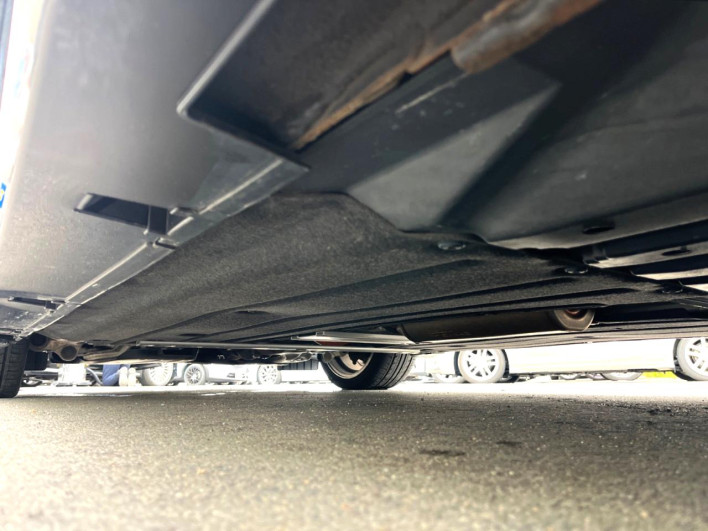 2015 Honda Legend DAA-KC2 (UW-69f2a49eba4c2)[20]