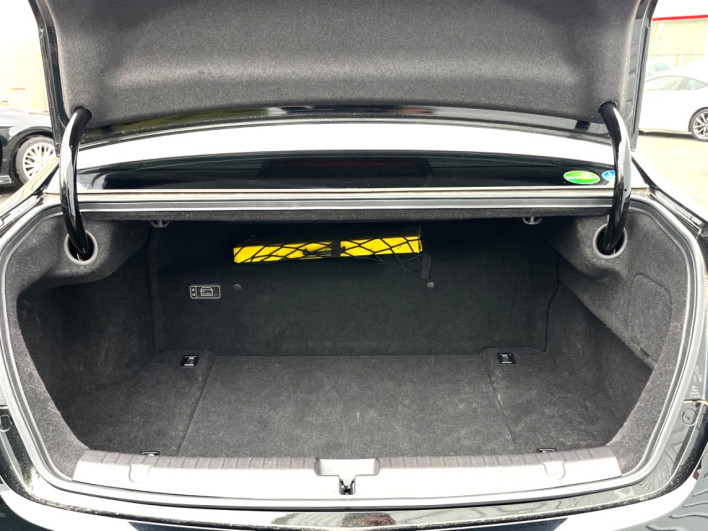 2015 Honda Legend DAA-KC2 (UW-69f2a49eba4c2)[28]