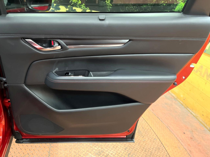 2021 Mazda CX-8 6BA-KG5P (UW-69f2a4a6d7a2a)[21]