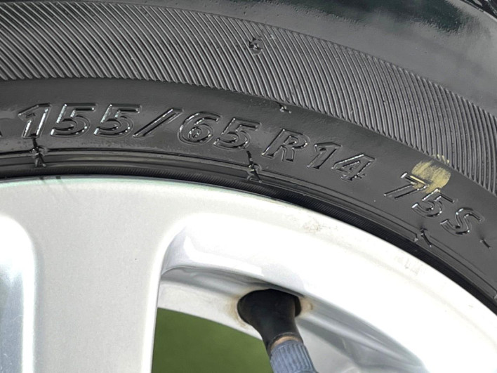 2013 Daihatsu Move DBA-LA100S (UW-69f2a4af1b34f)[11]