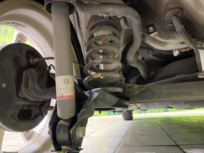 2013 Daihatsu Move DBA-LA100S (UW-69f2a4afa7a26)[19]