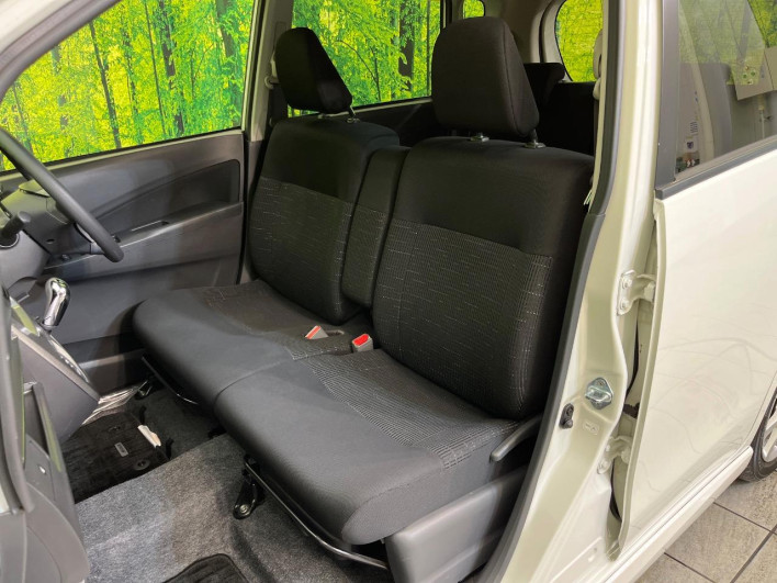 2013 Daihatsu Move DBA-LA100S (UW-69f2a4afa7a26)[21]