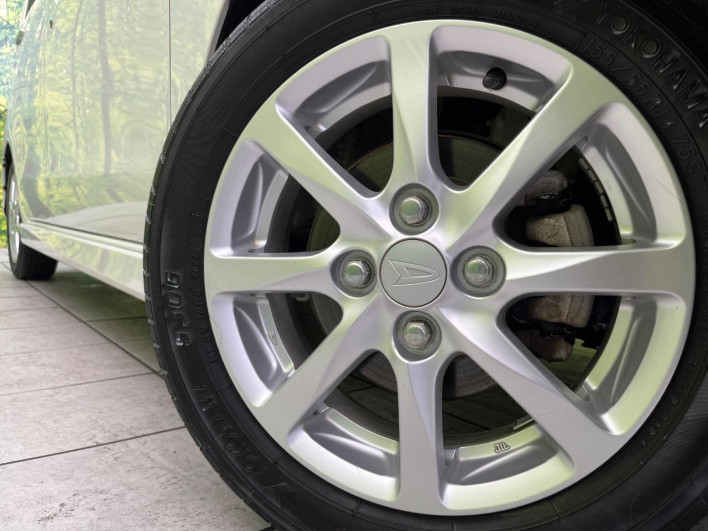 2013 Daihatsu Move DBA-LA100S (UW-69f2a4afa7a26)[15]