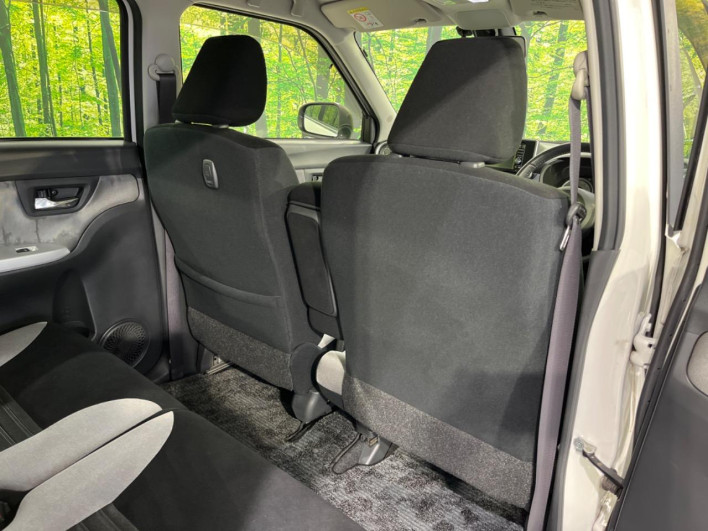 2015 Daihatsu Cast DBA-LA250S (UW-69f2a4b119910)[16]