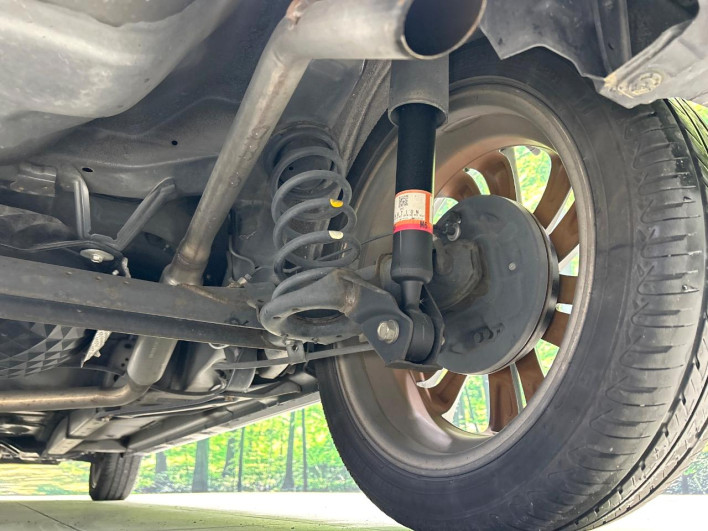 2016 Daihatsu Cast DBA-LA250S (UW-69f2a4b18b63c)[16]