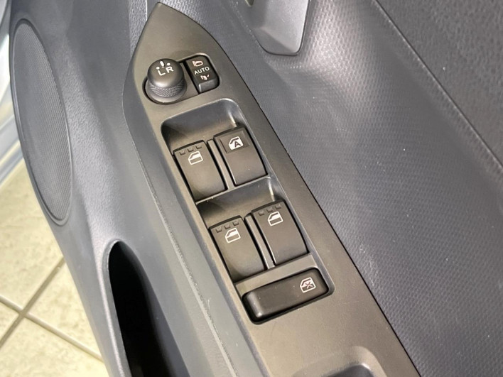 2019 Toyota Pixis Epoch 5BA-LA350A (UW-69f2a4b2c2784)[25]