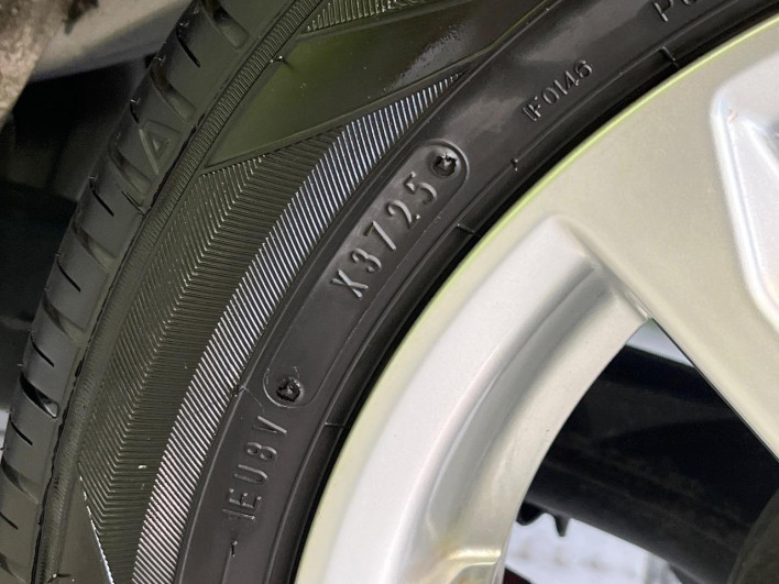 2019 Toyota Pixis Epoch 5BA-LA350A (UW-69f2a4b2c2784)[6]