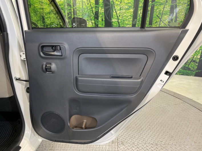 2018 Daihatsu Mira Tocot DBA-LA550S (UW-69f2a4b6afe5e)[17]