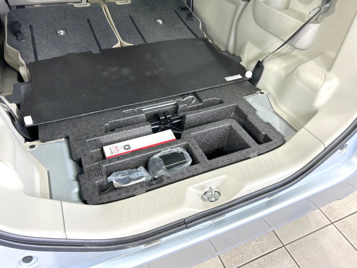 2014 Daihatsu Tanto DBA-LA600S (UW-69f2a4b727df1)[28]
