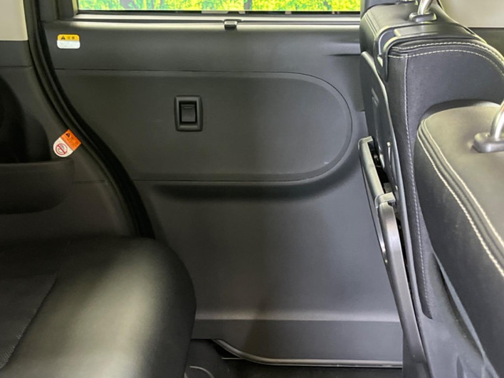 2017 Daihatsu Tanto DBA-LA600S (UW-69f2a4b9a9063)[17]