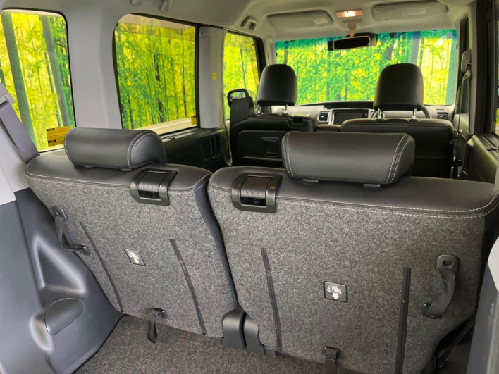 2017 Daihatsu Tanto DBA-LA600S (UW-69f2a4b9a9063)[12]