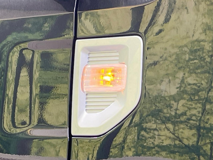 2015 Daihatsu Wake DBA-LA700S (UW-69f2a4c038a43)[6]