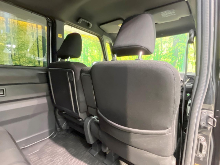 2015 Daihatsu Wake DBA-LA700S (UW-69f2a4c038a43)[21]