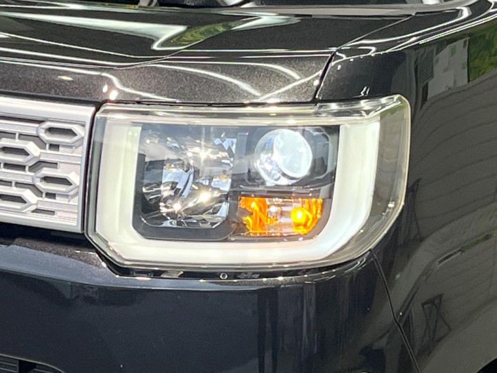 2015 Daihatsu Wake DBA-LA700S (UW-69f2a4c038a43)[8]