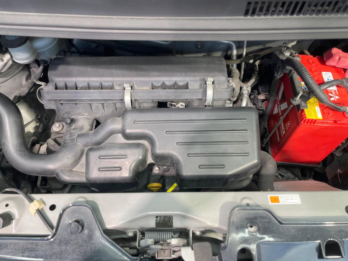 2015 Daihatsu Wake DBA-LA700S (UW-69f2a4c038a43)[4]