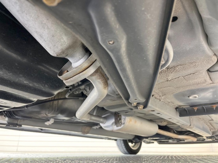 2015 Daihatsu Wake DBA-LA700S (UW-69f2a4c038a43)[24]