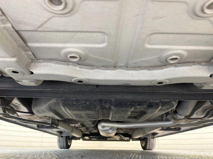 2015 Daihatsu Wake DBA-LA700S (UW-69f2a4c038a43)[25]