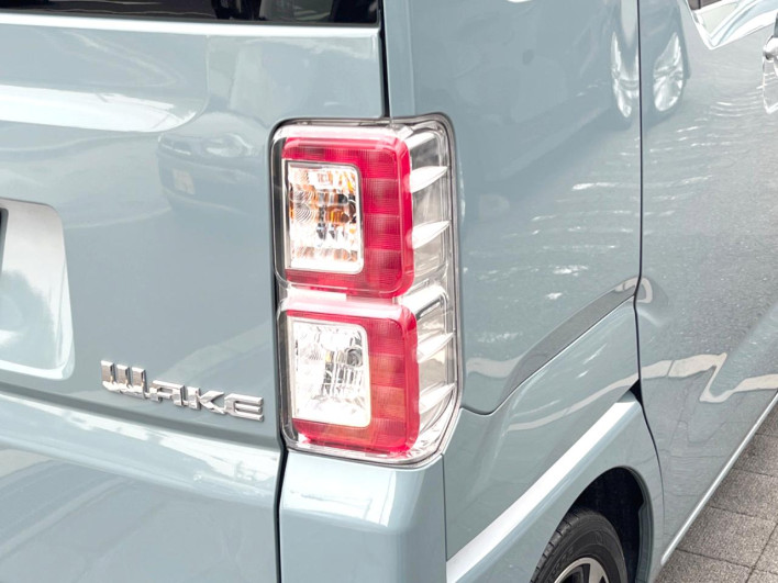 2021 Daihatsu Wake 3BA-LA700S (UW-69f2a4c0767db)[21]