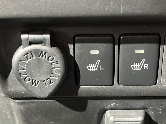2018 Toyota Roomy DBA-M900A (UW-69f2a4c85738c)[24]