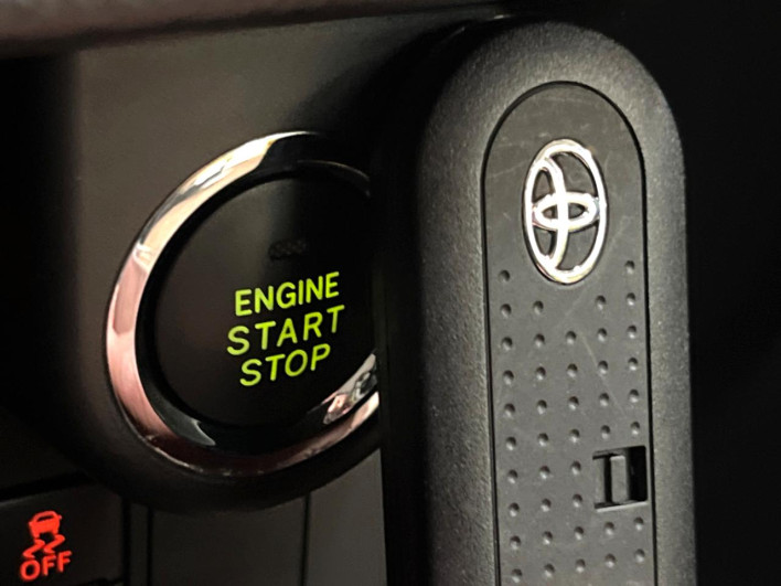 2019 Toyota TANK DBA-M900A (UW-69f2a4c9af22c)[24]