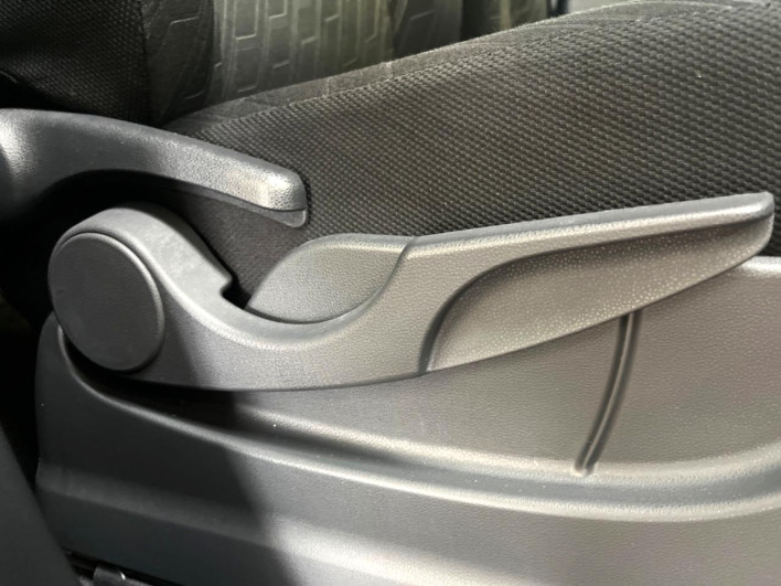 2019 Toyota TANK DBA-M900A (UW-69f2a4c9af22c)[23]