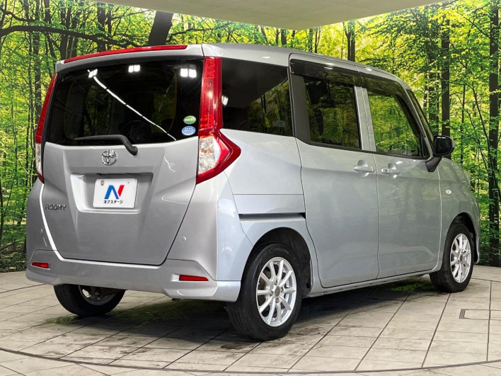 2017 Toyota Roomy DBA-M910A (UW-69f2a4ceccde0)[22]