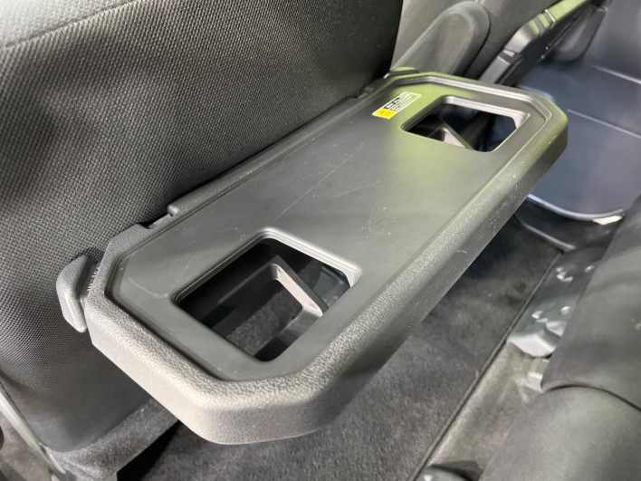 2017 Toyota Roomy DBA-M910A (UW-69f2a4ceccde0)[28]