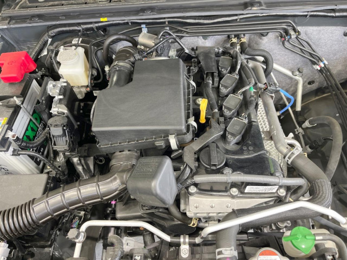 2025 Suzuki Jimny Nomad 3BA-JC74W (UW-69f2a4d204f03)[15]