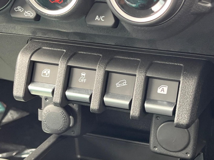 2025 Suzuki Jimny Nomad 3BA-JC74W (UW-69f2a4d3a3d52)[9]