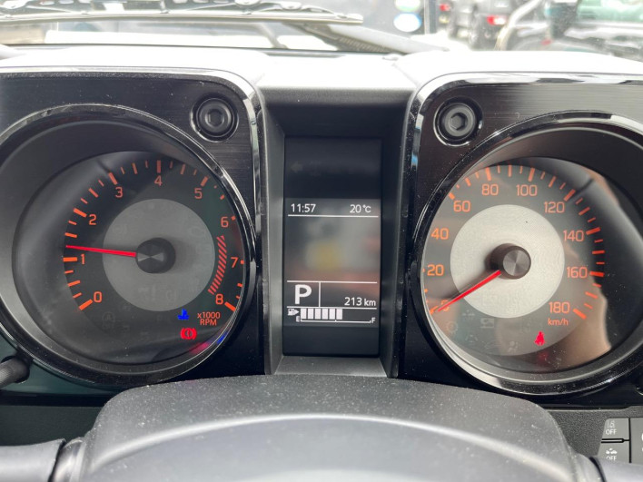 2025 Suzuki Jimny Nomad 3BA-JC74W (UW-69f2a4d3a3d52)[4]