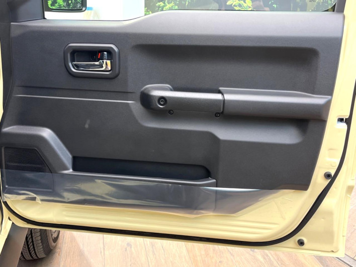 2026 Suzuki Jimny Nomad 3BA-JC74W (UW-69f2a4d6b77fb)[18]