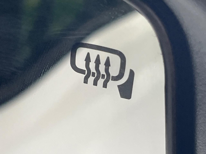 2026 Suzuki Jimny Nomad 3BA-JC74W (UW-69f2a4d81468a)[19]