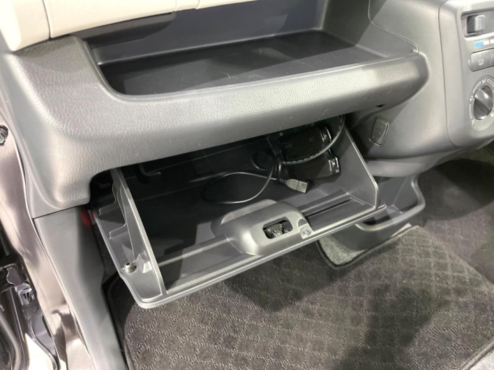 2015 Nissan Moco DBA-MG33S (UW-69f2a4de182a5)[9]