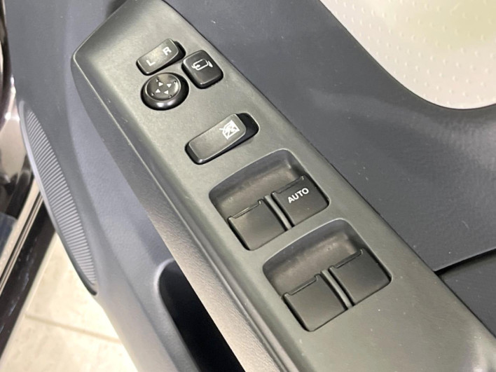 2015 Nissan Moco DBA-MG33S (UW-69f2a4de182a5)[27]