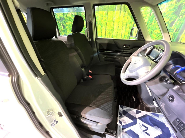 2013 Suzuki Spacia Custom DBA-MK32S (UW-69f2a4e4dbf95)[24]